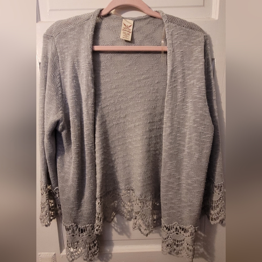 Faded Glory Gray Women's Sweater with Lace Hem